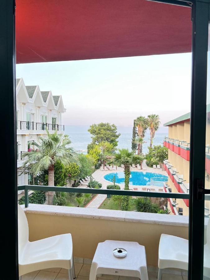 Hotel Sumela Garden ベルディビ エクステリア 写真