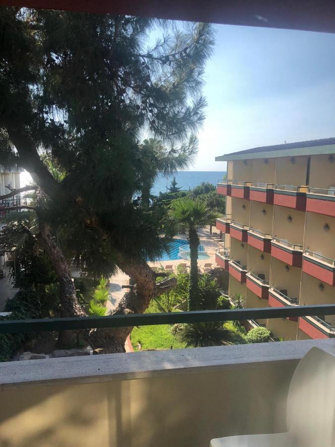 Hotel Sumela Garden ベルディビ エクステリア 写真