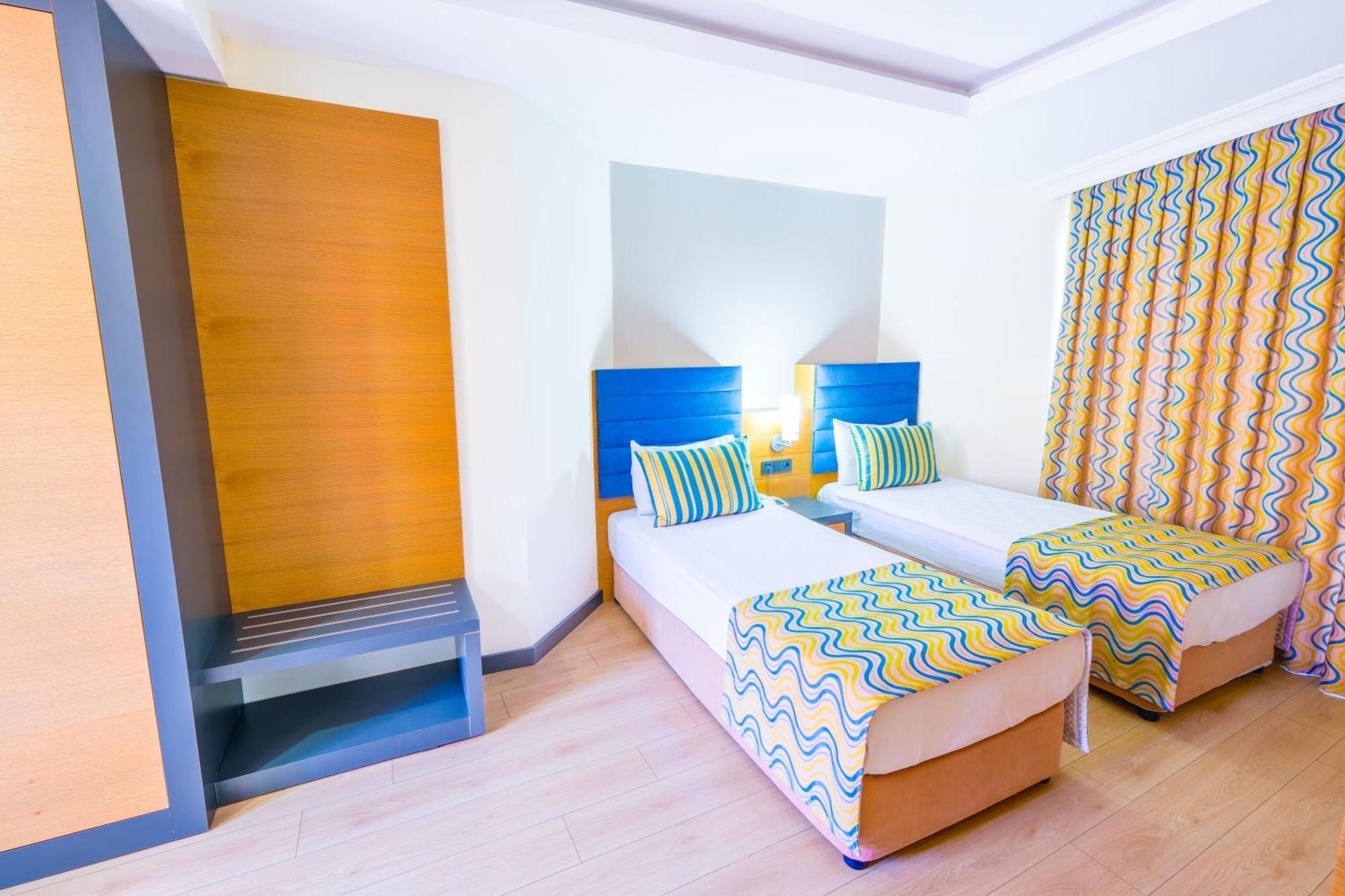 Hotel Sumela Garden ベルディビ エクステリア 写真