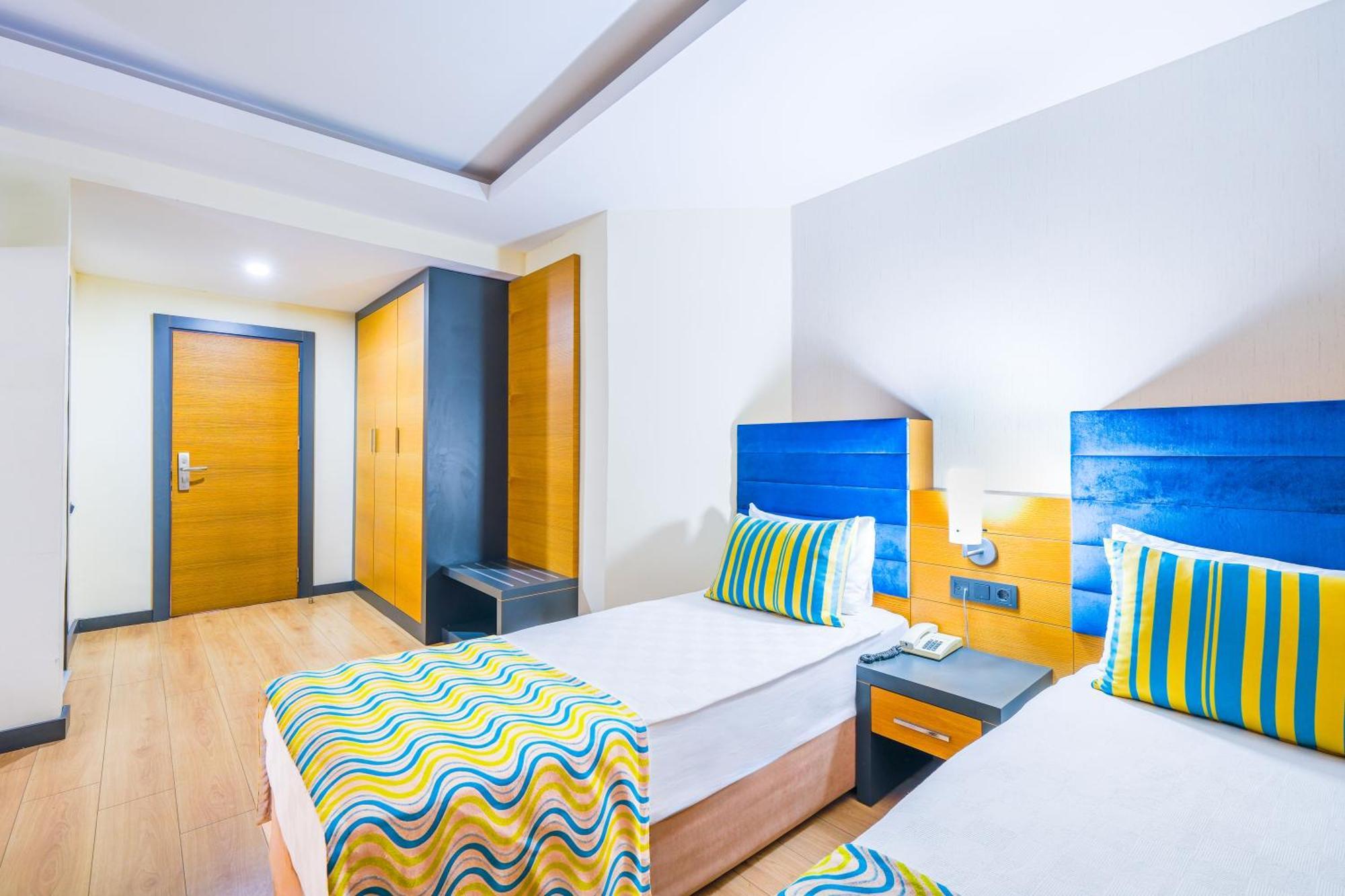 Hotel Sumela Garden ベルディビ エクステリア 写真