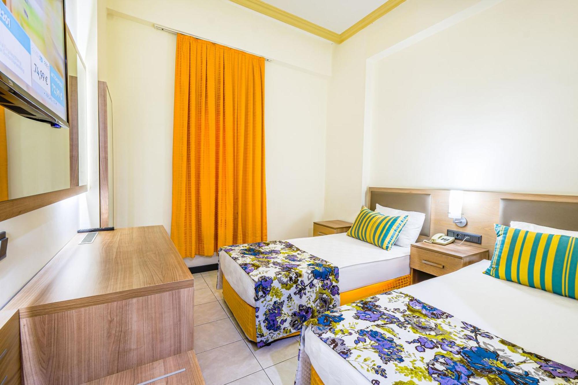 Hotel Sumela Garden ベルディビ エクステリア 写真
