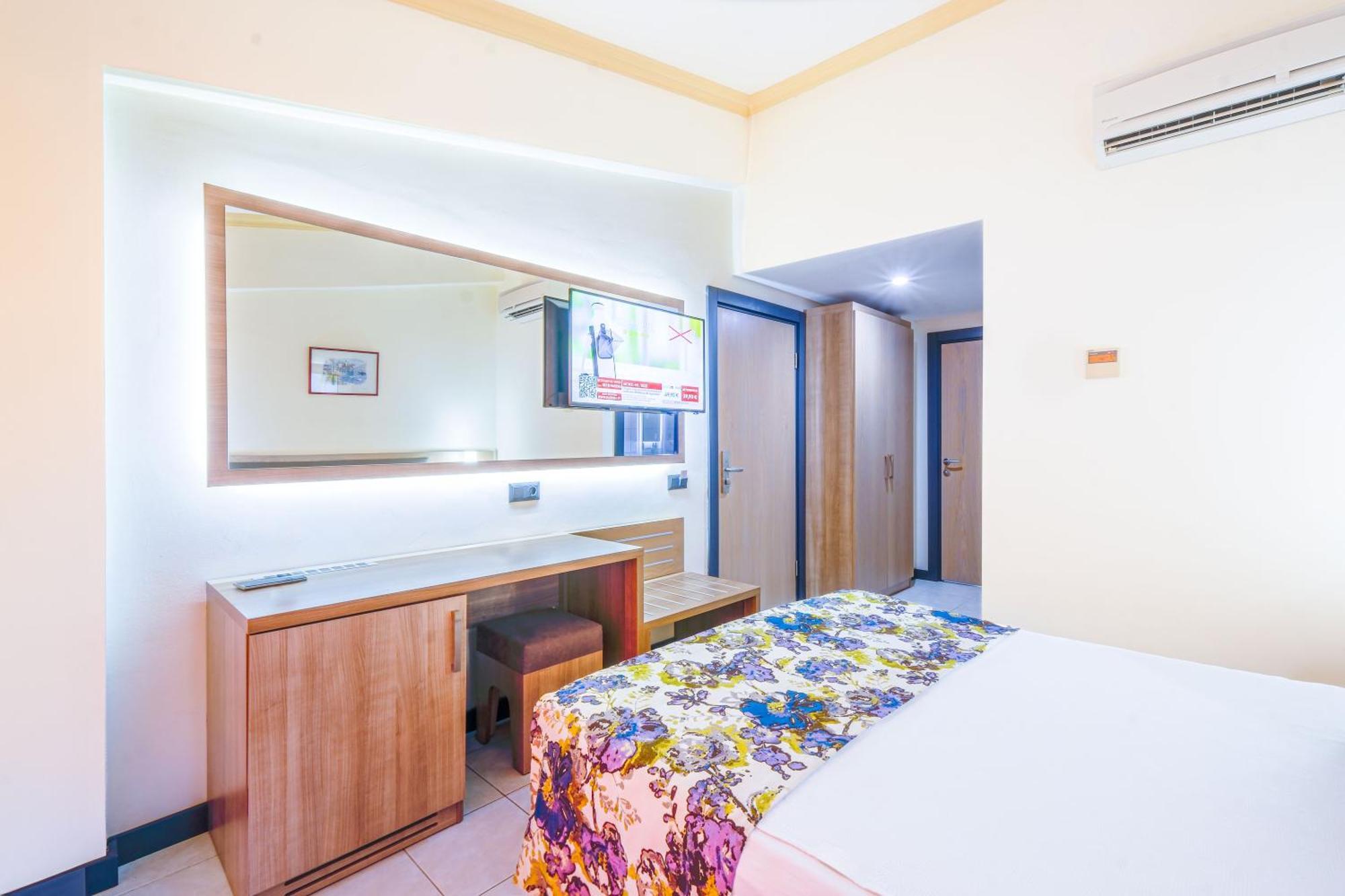 Hotel Sumela Garden ベルディビ エクステリア 写真