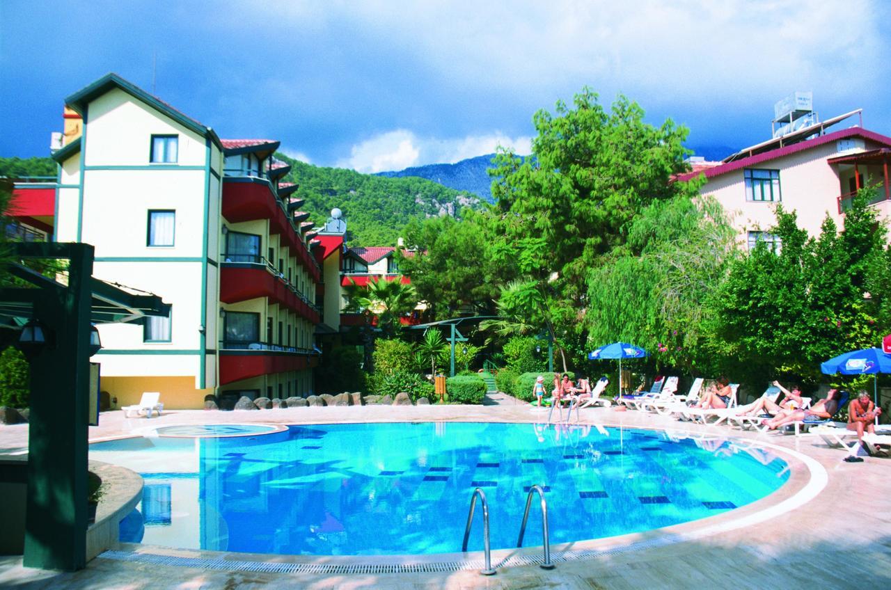 Hotel Sumela Garden ベルディビ エクステリア 写真