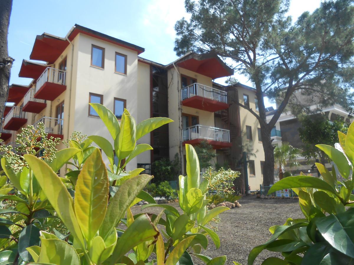 Hotel Sumela Garden ベルディビ エクステリア 写真