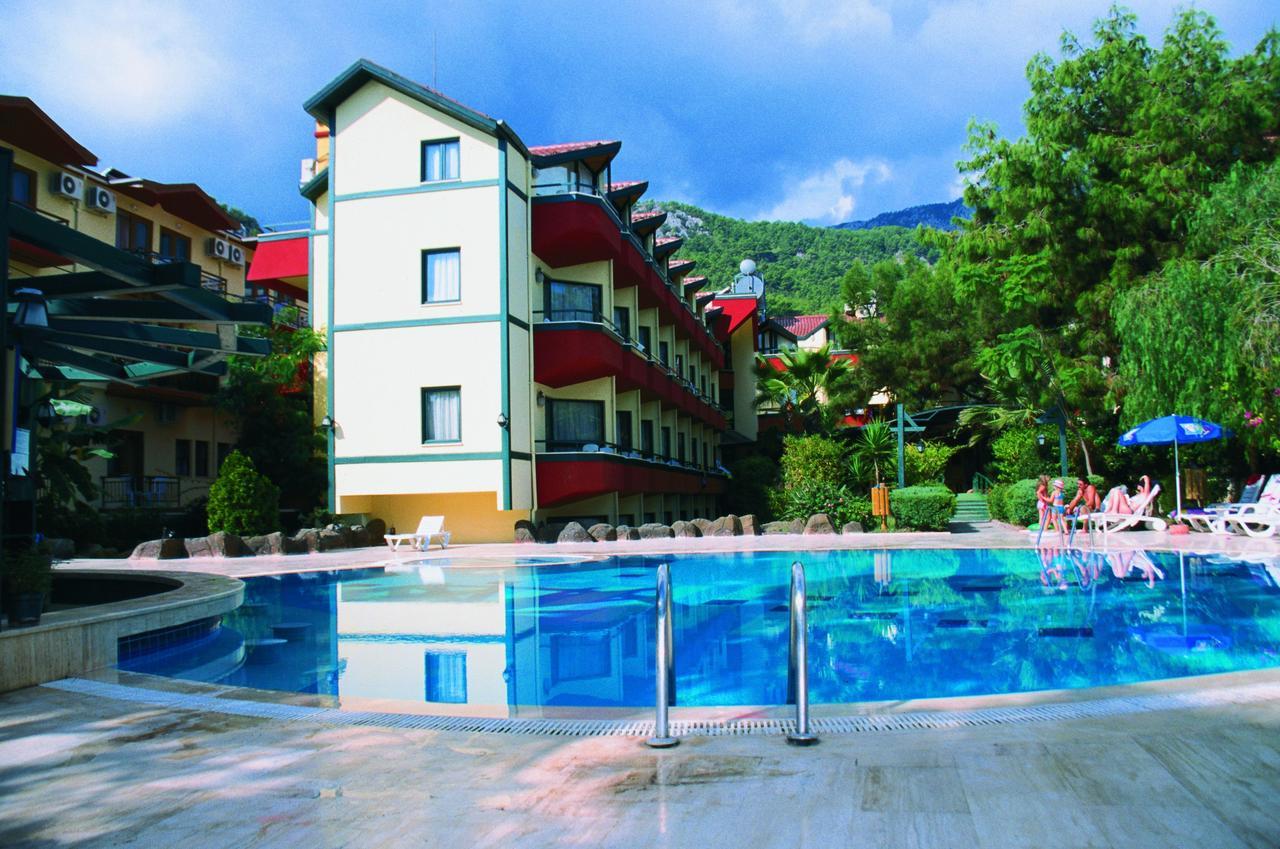 Hotel Sumela Garden ベルディビ エクステリア 写真