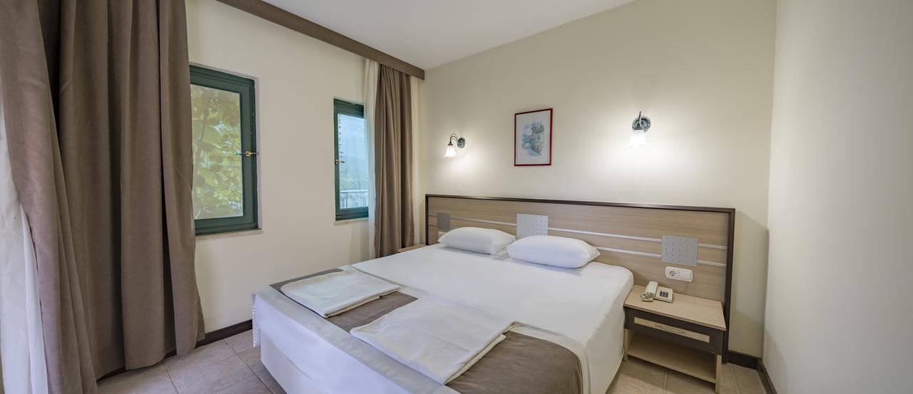 Hotel Sumela Garden ベルディビ エクステリア 写真