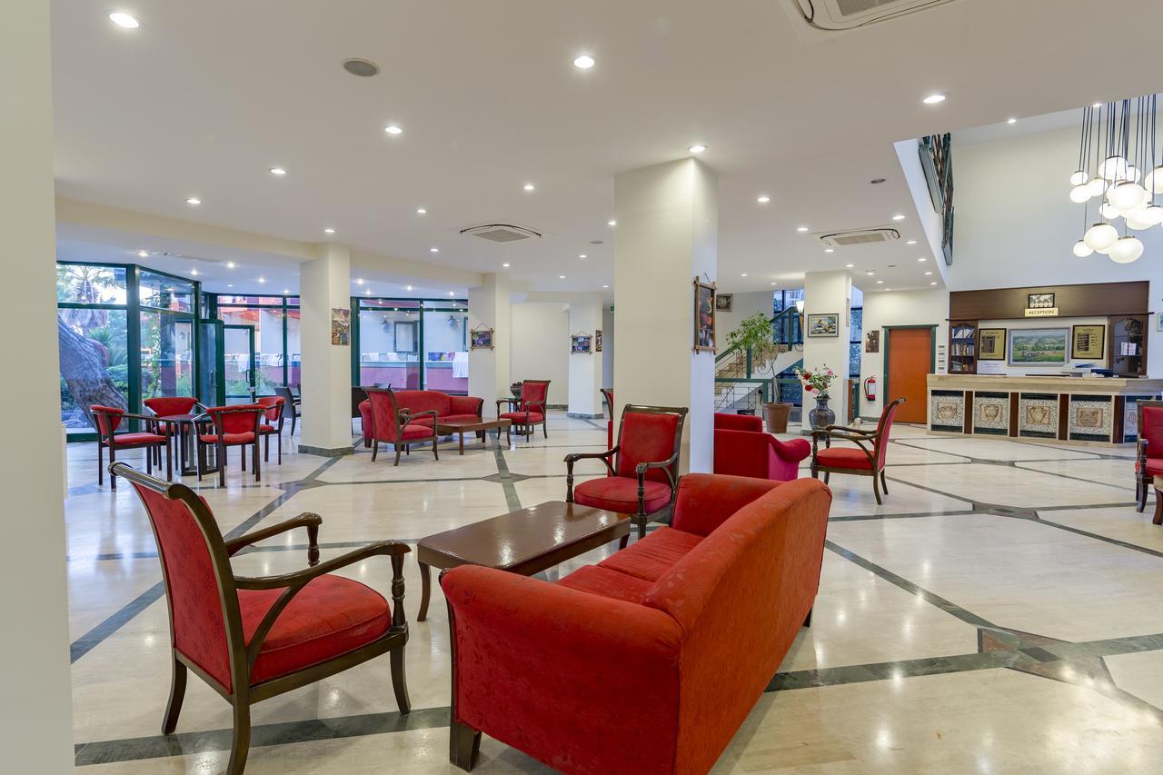 Hotel Sumela Garden ベルディビ エクステリア 写真